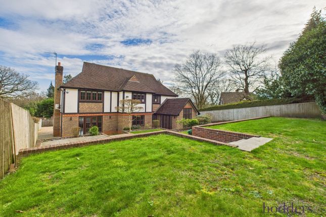 Mulberry House,, Trumpsgreen Road, Surrey photo 5