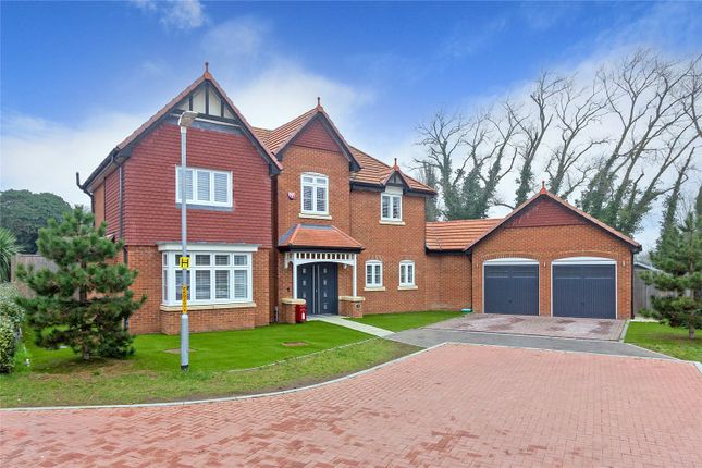 Thumbnail Detached house for sale in Parker Avenue, Eastchurch, Sheerness