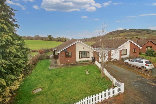 Thumbnail Bungalow for sale in Parc Yr Irfon, Builth Wells