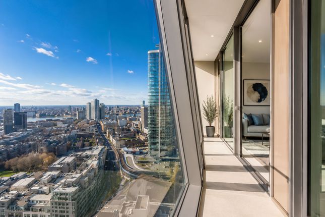 Apt 202, 1 Blackfriars Road, London photo 2
