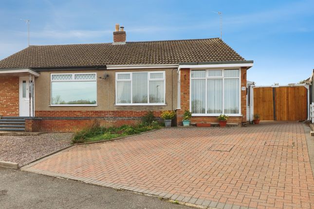 2-bed bungalow on 16, Nepcote Close, Kettering, £250,000