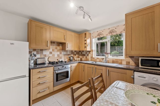 11, Sir Josephs Lane, Darley Dale photo 2