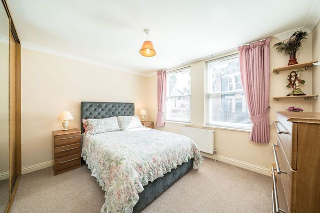 Flat 1, 1B, Bruce Road, Mitcham photo 4