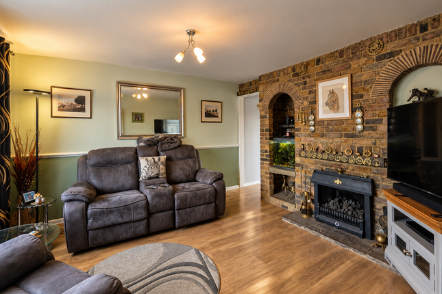 13, Kibblewhite Crescent, Reading photo 3