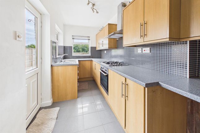 210, Ashington Grove, Coventry photo 5