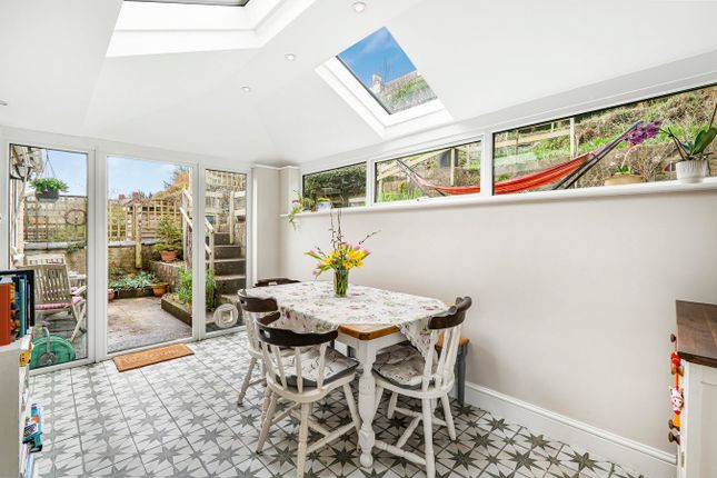 20a, Victoria Road, Brimscombe photo 3