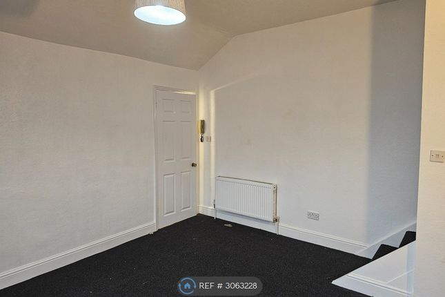 Flat, Clarendon Road, Birmingham photo 4