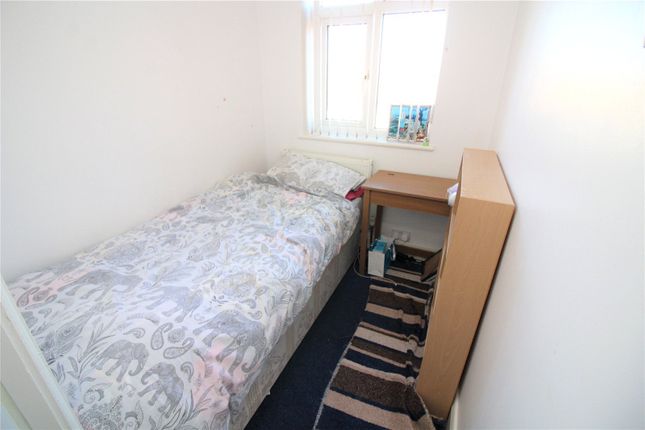 Semi-detached house to rent in Bellman Avenue, Gravesend