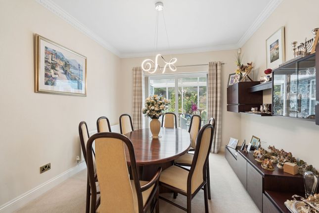 24 Dene Road, Northwood photo 4