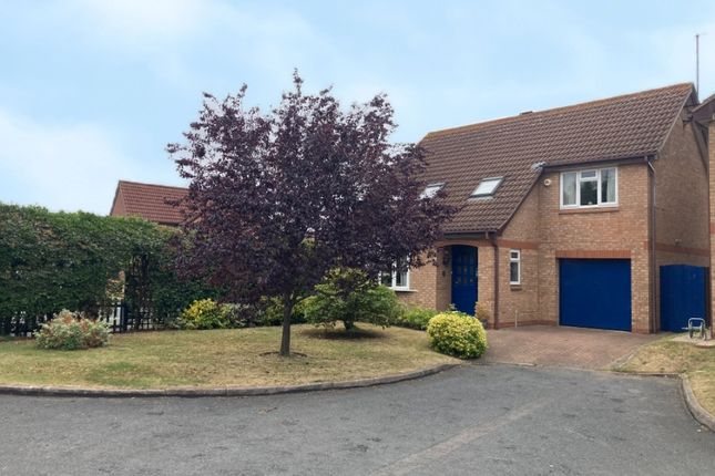 Thumbnail Detached house for sale in St Marks Close, Evesham