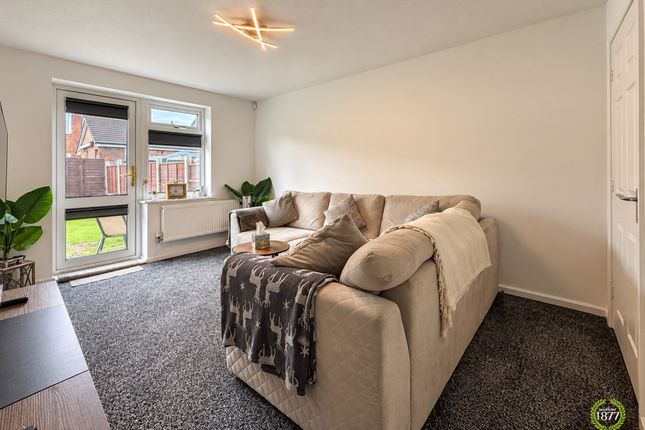 14 The Grove, Accrington photo 3