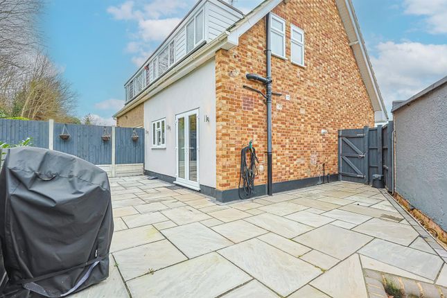36, Fairland Close, Rayleigh photo 2