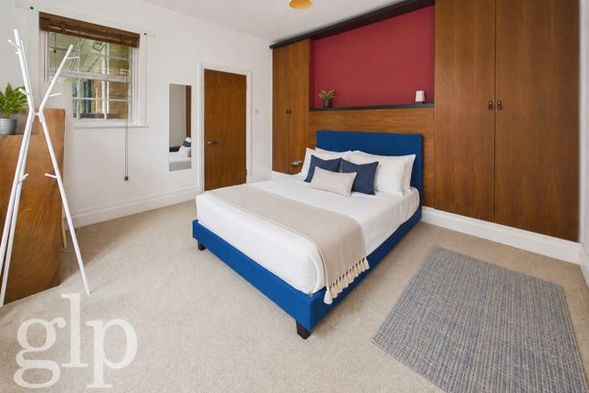 Flat 9, Stedham Chambers, London photo 3