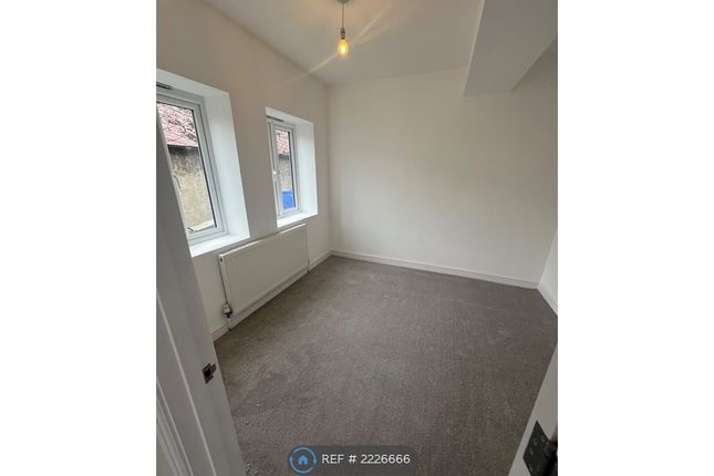 Thumbnail Room to rent in Ledbury Road, Croydon