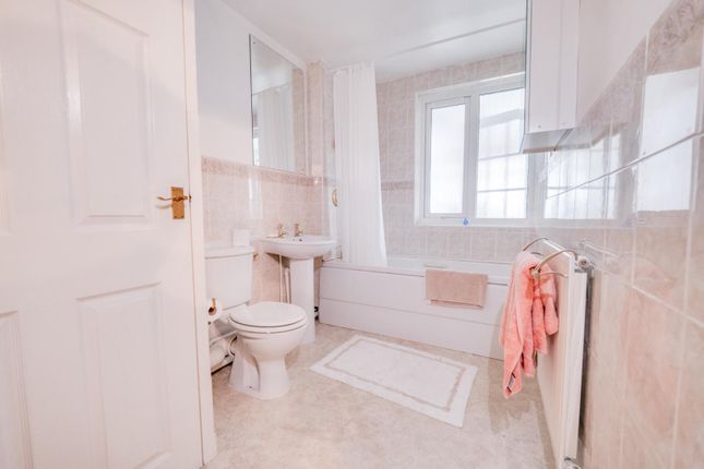 26, Langwood Court, Birmingham photo 4