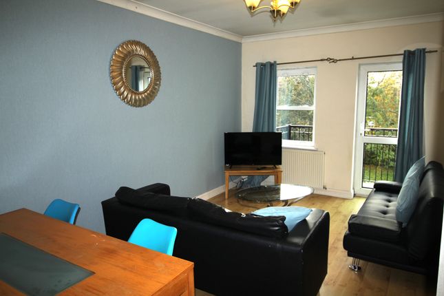 Flat for sale in Auckland Road, Doncaster