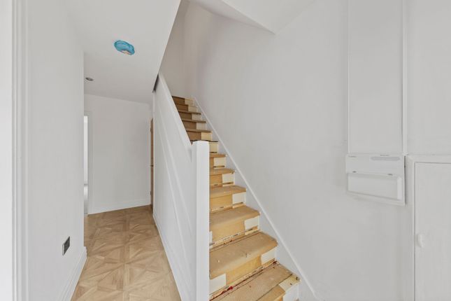 68 Marina Avenue, Warrington photo 3