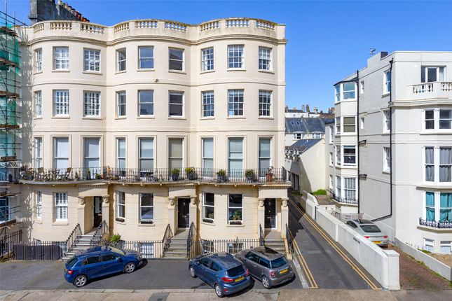 Thumbnail Flat for sale in Lansdowne Place, Hove, East Sussex