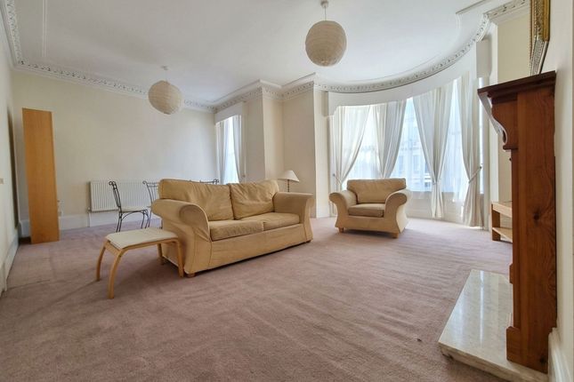 Flat 2, Cherry Court, Scarborough photo 4