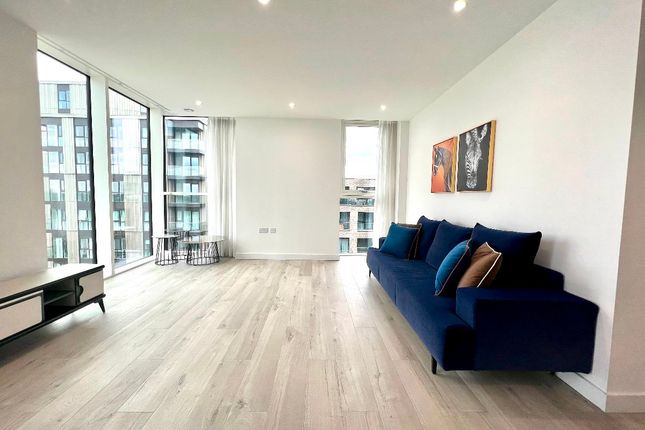 Flat 211, Hartingtons Court, London photo 2