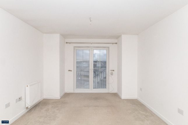 Flat 3/1 1 Inverleith Crescent Glasgow G32 6GF photo 2