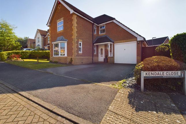 Thumbnail Detached house for sale in Kendale Close, Maidenbower, Crawley