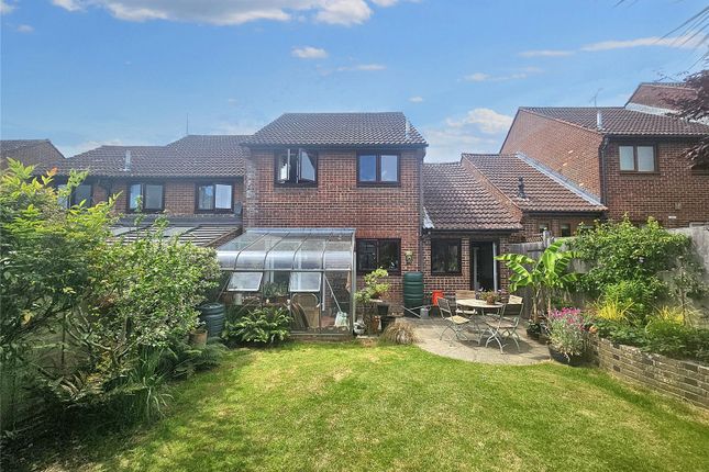 9, Fairfield Rise, West Sussex photo 2