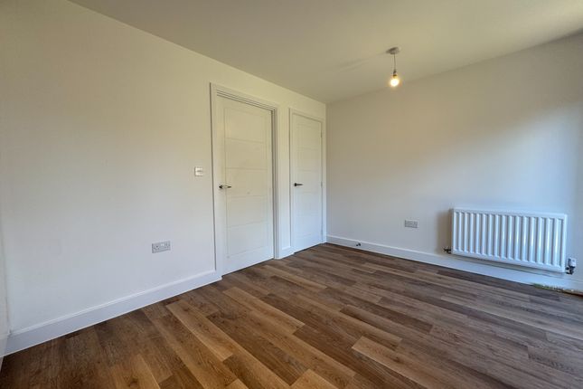 8, Stowe Street, GRANTHAM photo 3