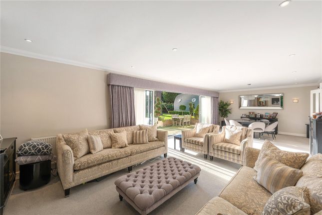 2 Southwater Close,, Beckenham Place Park, Beckenham photo 2