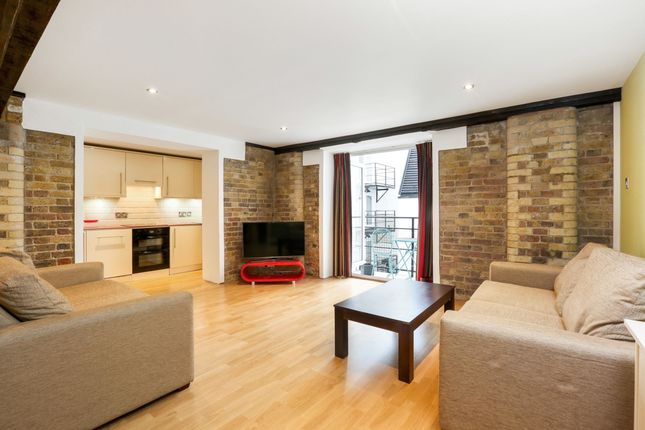 Flat to rent in Mill Street, London