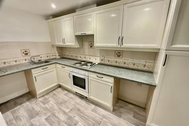Flat 3, Valley House Wash Beck Close, Scarborough photo 2