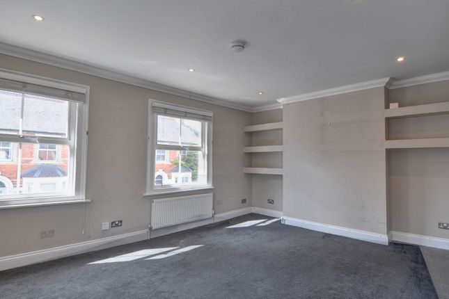 First Floor Flat, Reading Road, Henley On Thames photo 2