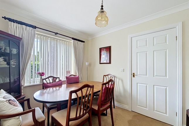 6, Rosedale, Driffield photo 5