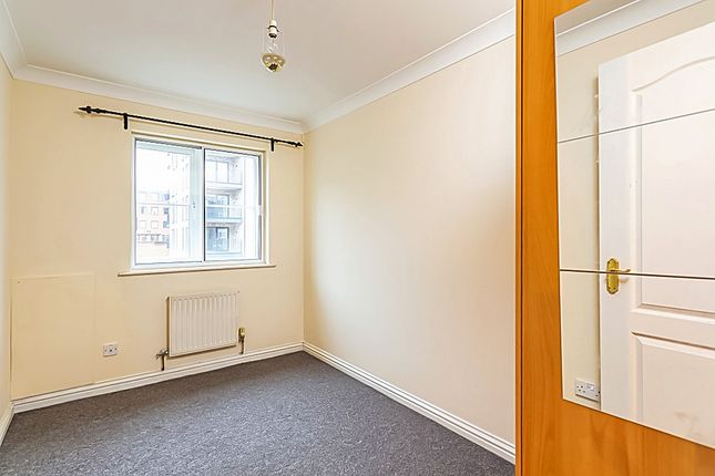 23, Kensington Heights, Sheepcote Road, Harrow photo 5