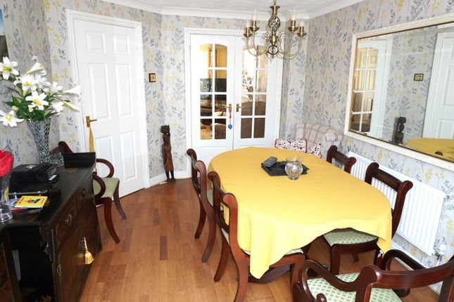 33, Coleridge Crescent, Swansea photo 3