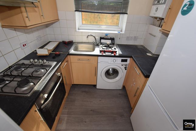 Thumbnail Flat to rent in |Ref: R206758|, Albany Road, Southampton