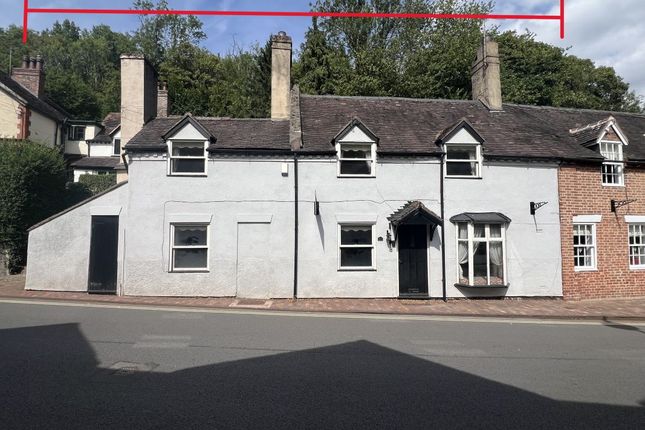3-bed semi-detached on 23, The Wharfage, Telford, £150,000