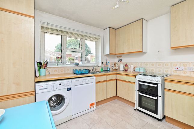 21, Inverness Way, Sandhurst photo 3