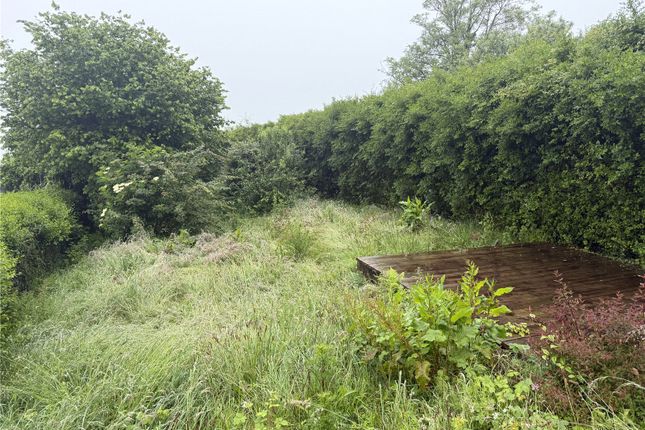 23, Heol Y Banc, Llanelli photo 4