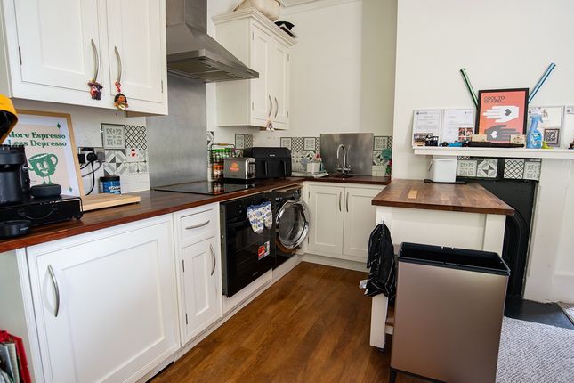 Flat 3 1, Lawn Road, Stafford photo 4