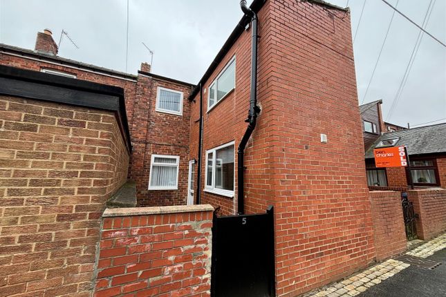 Terraced house to rent in Farewell View, Langley Moor, Durham