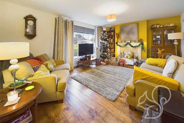 10, Gotsfield Close, Sudbury photo 2