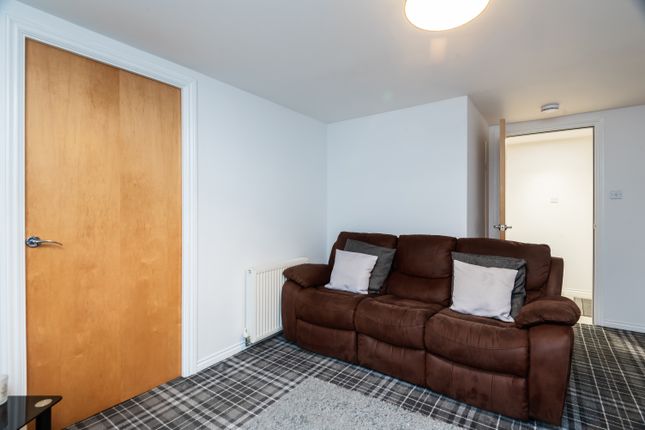 Flat for sale in Cairnfield Place, Aberdeen