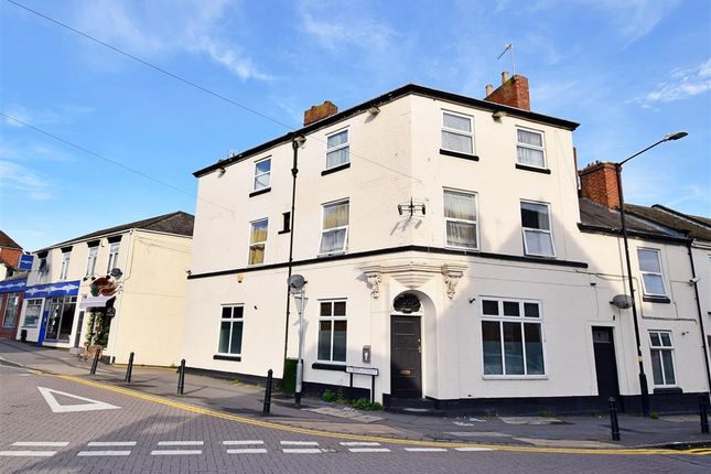 Thumbnail Property for sale in Railway Terrace, Rugby
