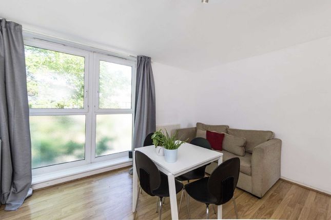 Thumbnail Flat to rent in Maskell Road, London