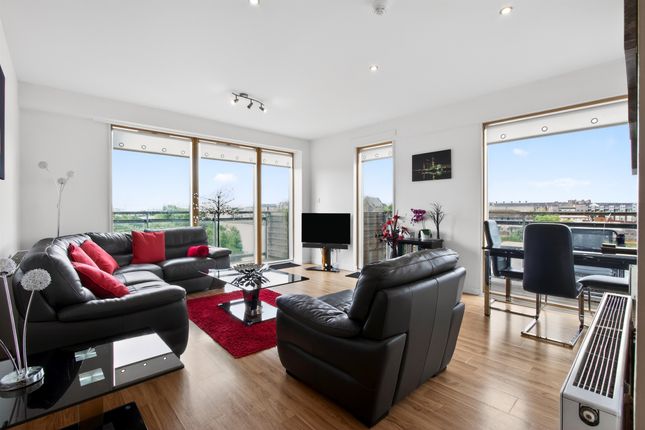 3/2, 300, Meadowside Quay Walk, Glasgow photo 3