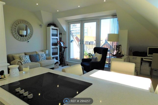 Apartment  Seagrove, Harold Road, Frinton-On-Sea photo 2