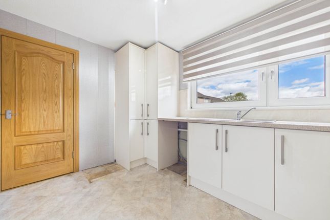 31, Coursington Gardens, Motherwell photo 4