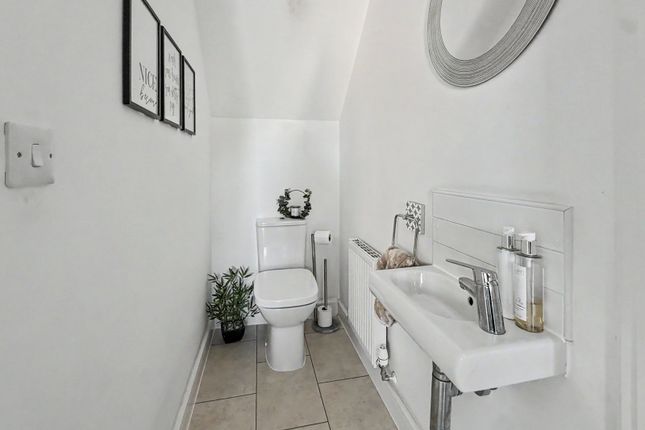 3 Hyman Road, Rothley photo 3