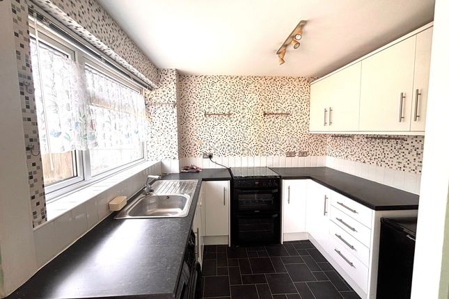 10, Sittingbourne photo 4